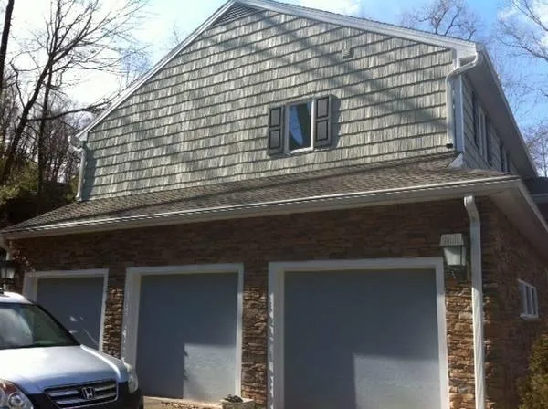 Slide of Richard Jackson Spouting