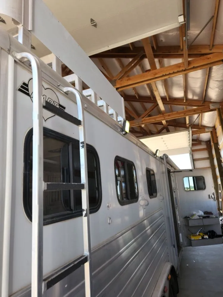 Slide of Richards Roads