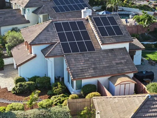 Richardson Roofing Logo