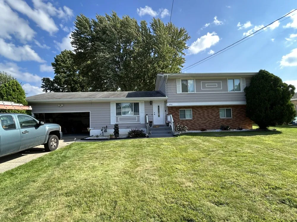 Slide of Richey-Construction