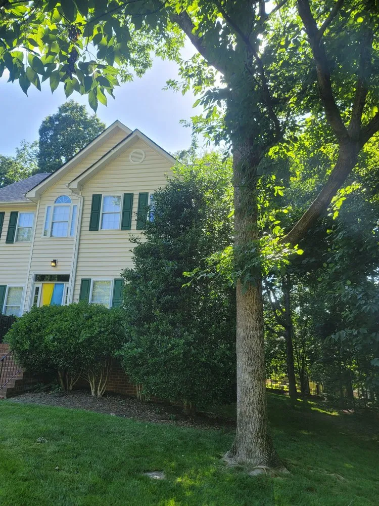 Emergency roof inspection with free inspection in north chesterfield, VA by Richmond Roofing and Renovation