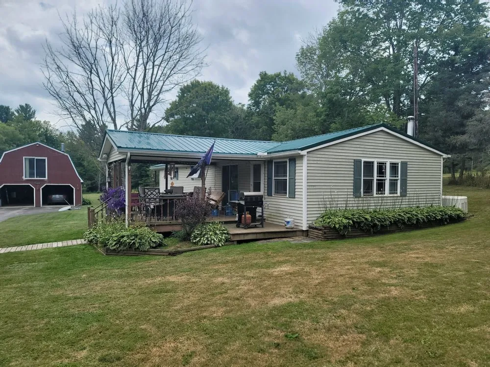 Local residential roofing service experts serving Cattaraugus, NY - Richter Roofing