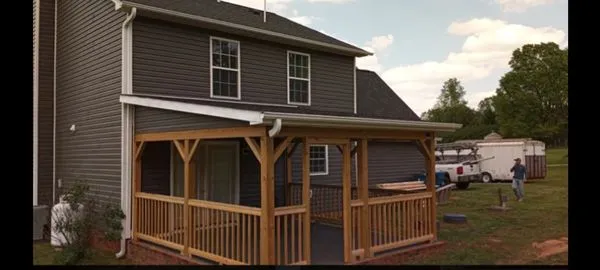 Rick Young Construction Logo