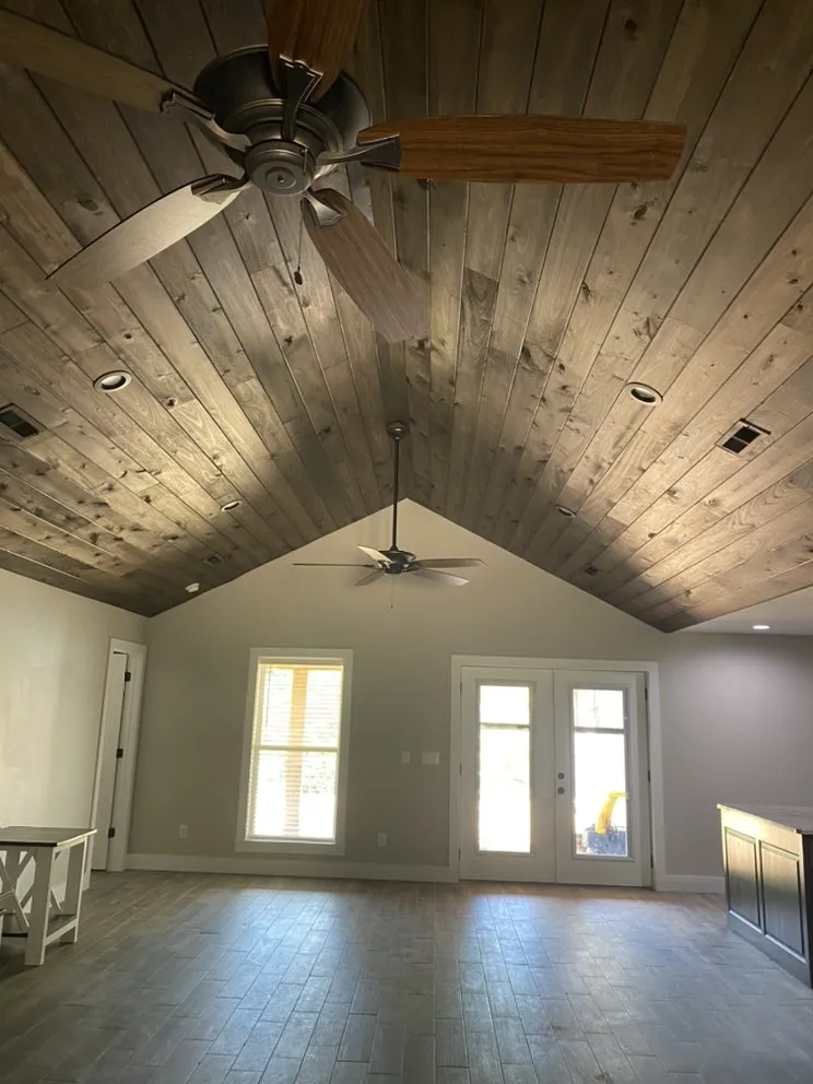 Slide of Rick's Construction & Roofing