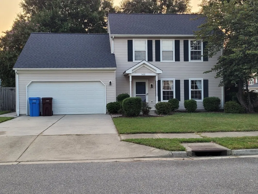 Slide of Ricky Shakallis