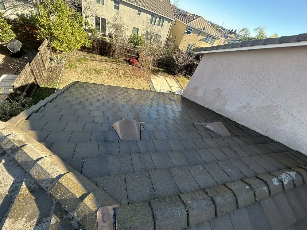 Slide of Ricos Handyman Service