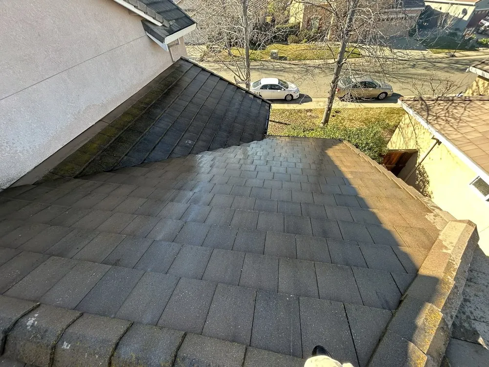 Slide of Ricos Handyman Service