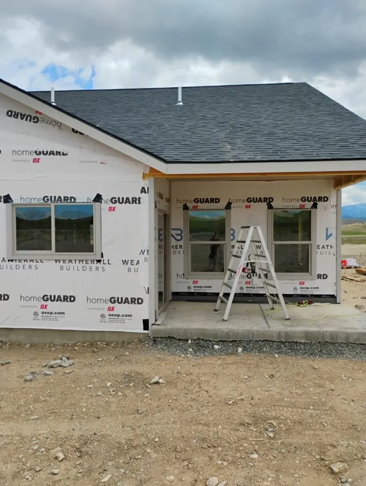 Slide of Ridge Runner Roofing & Construction