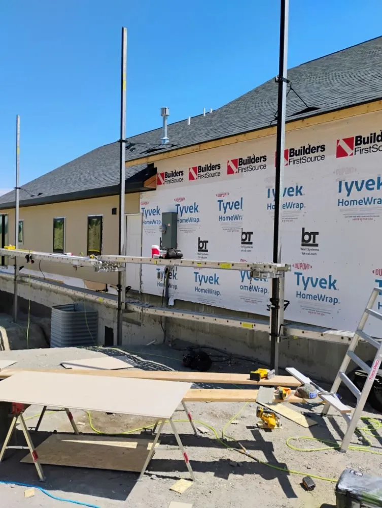 Slide of Ridge Runner Roofing & Construction