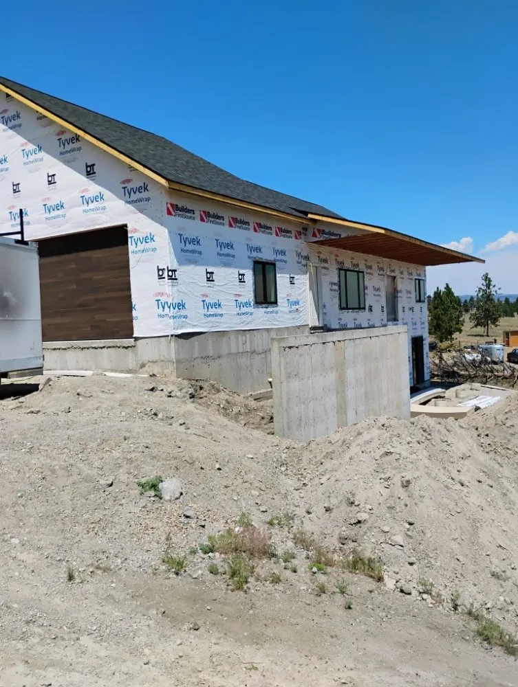 Slide of Ridge Runner Roofing & Construction