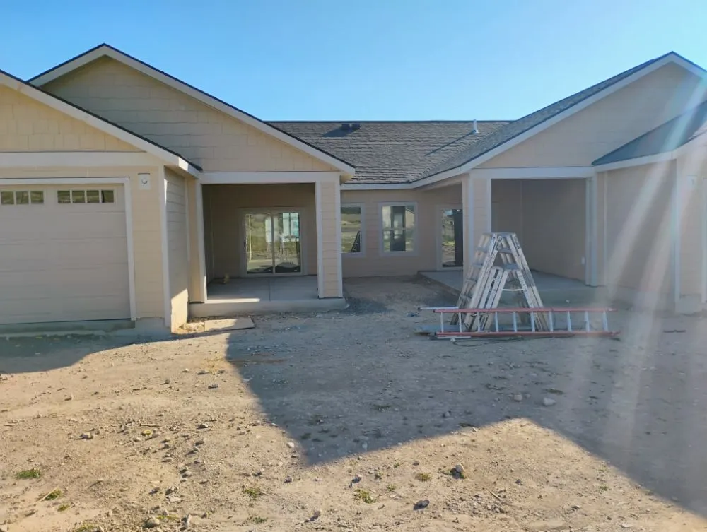 Slide of Ridge Runner Roofing & Construction