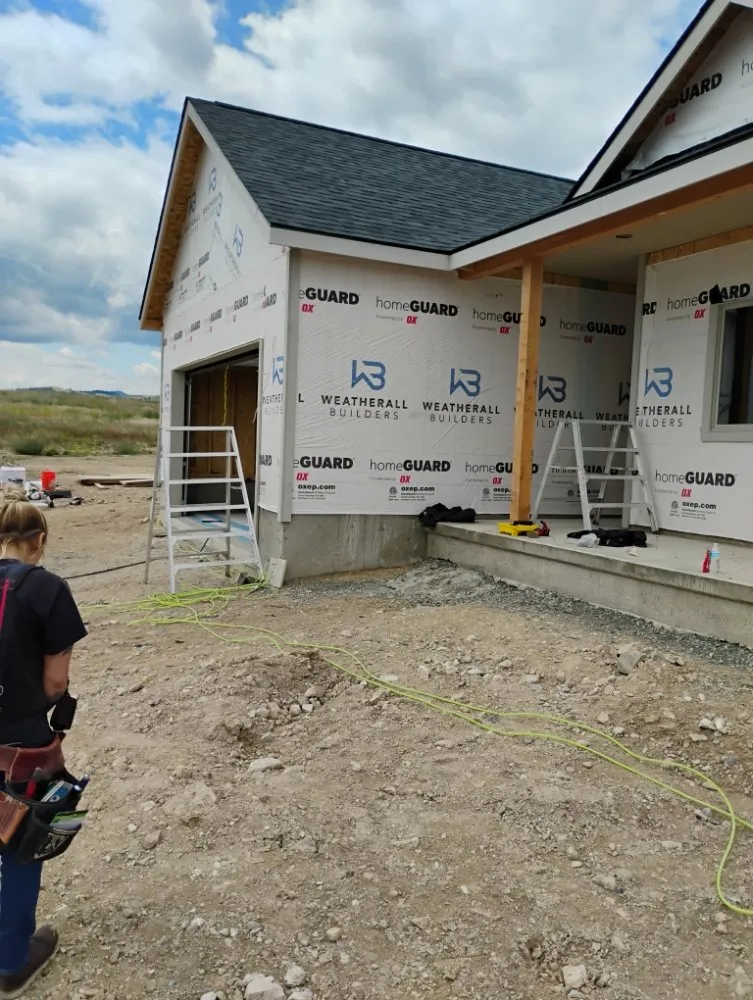 Slide of Ridge Runner Roofing & Construction