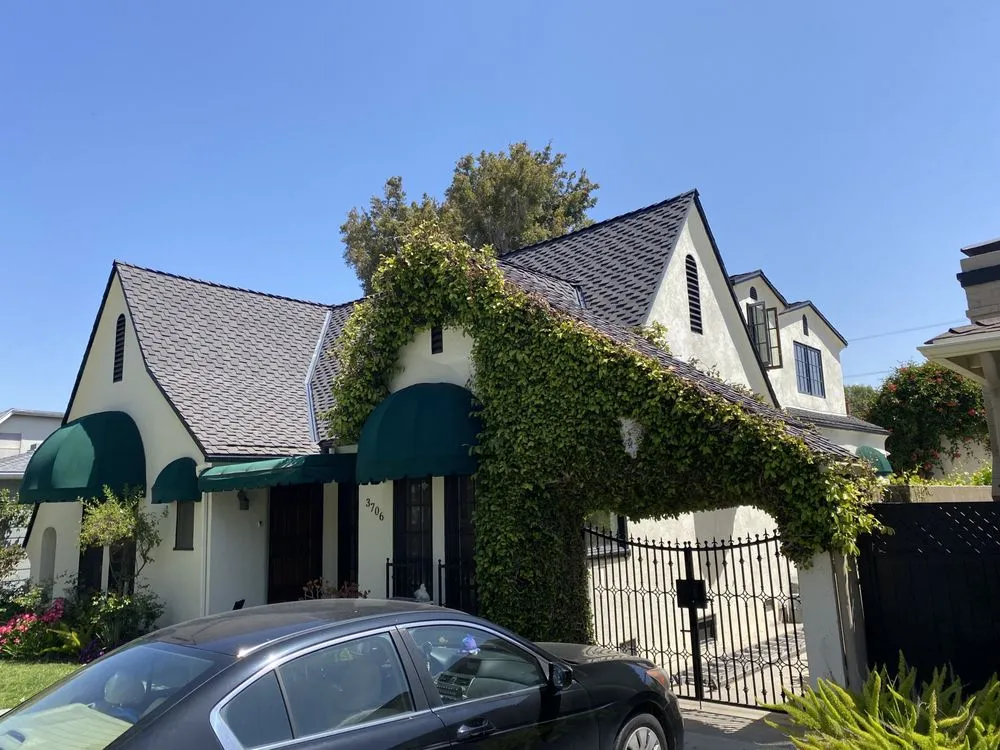 Slide of Ridge Runner Roofing