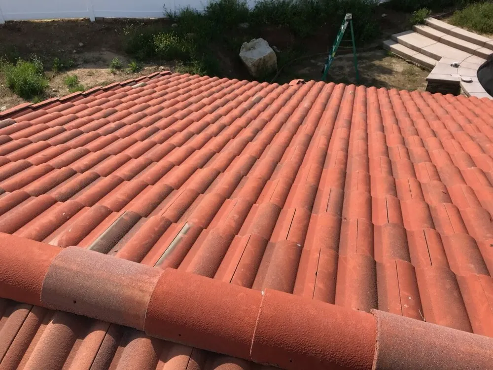 Slide of Ridge Runners Roofing