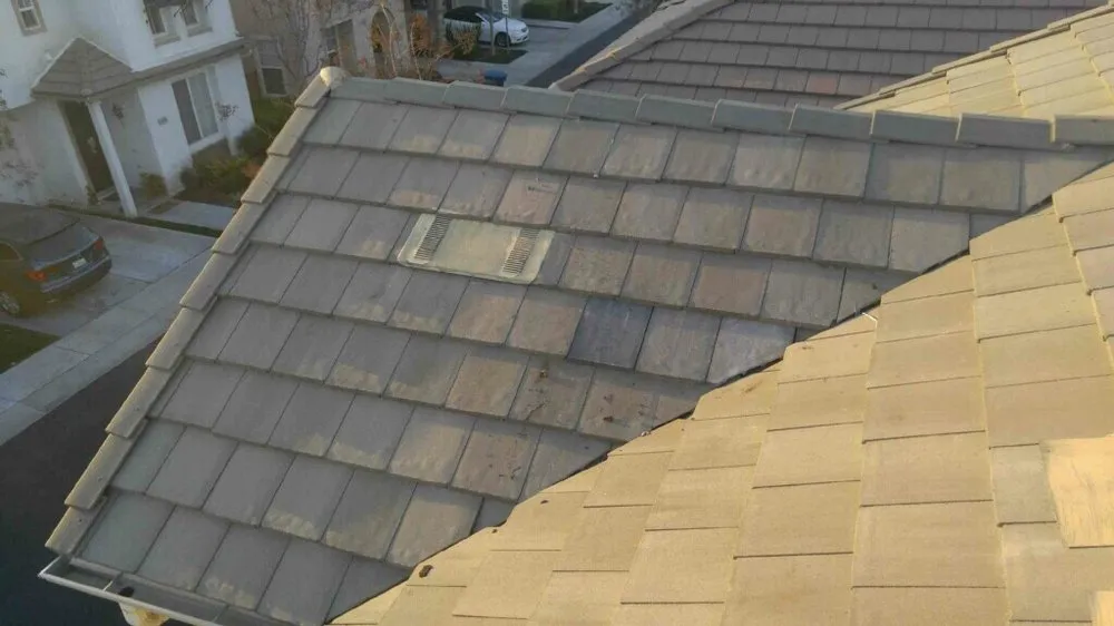 Slide of Ridge Runners Roofing