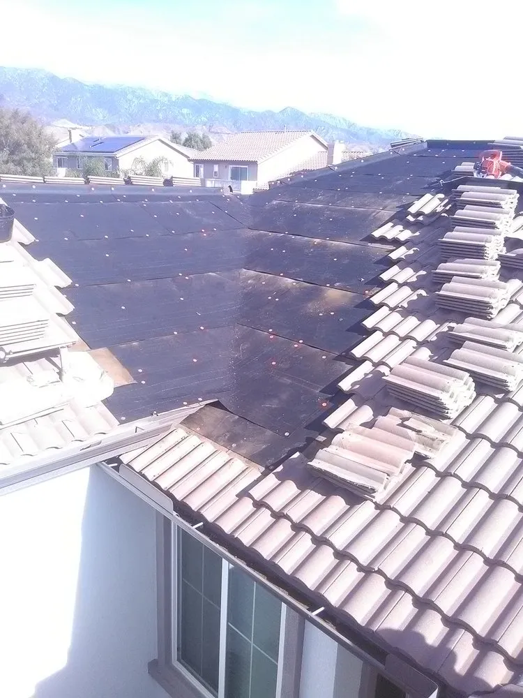 Slide of Ridge Runners Roofing