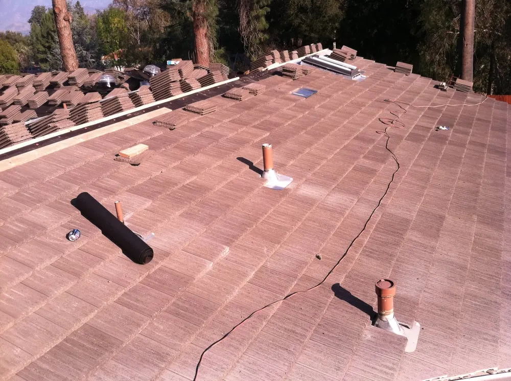 Slide of Ridge Runners Roofing