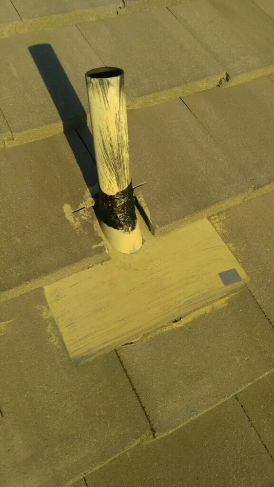 Slide of Ridge Runners Roofing