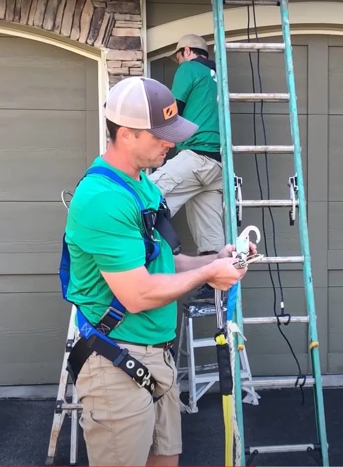 Slide of Ridgeline Roofers Columbia