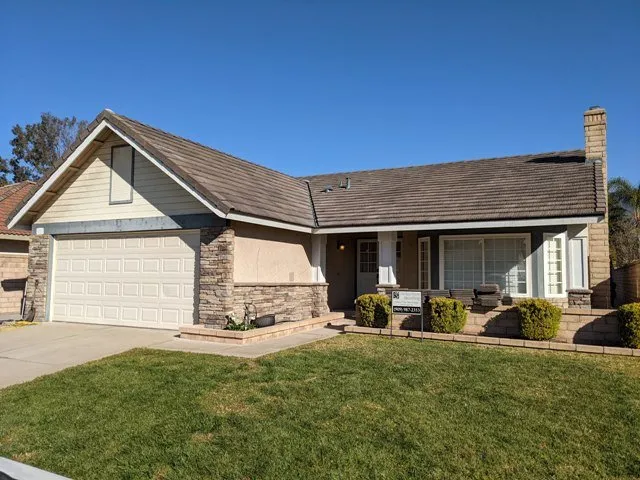 Slide of Ridgeline Roofing