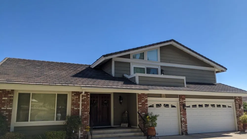 Slide of Ridgeline Roofing