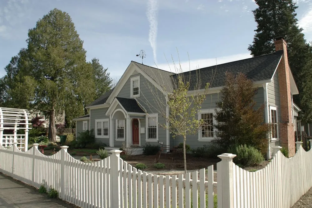 Slide of Ridgeline Roofing