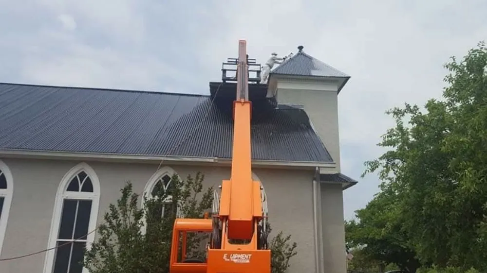 Slide of Ridgely Roofing