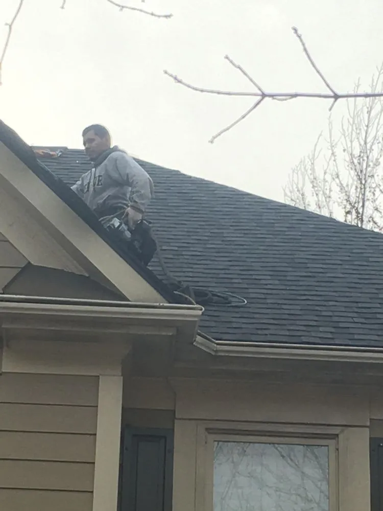 Slide of Ridgepoint Roofing