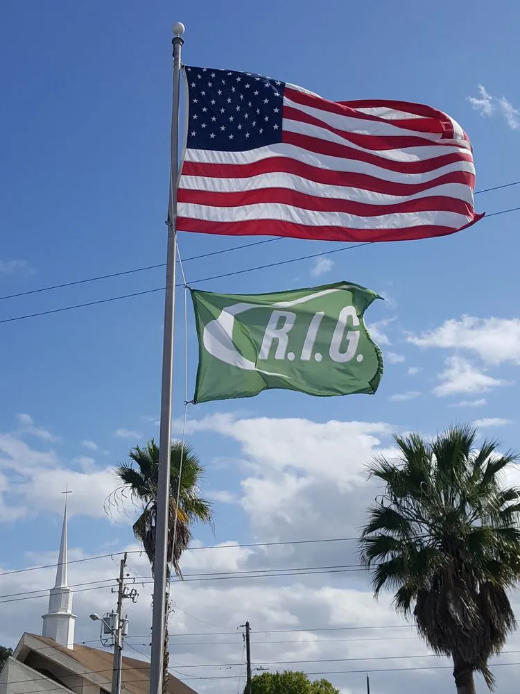 Slide of RIG Roofing