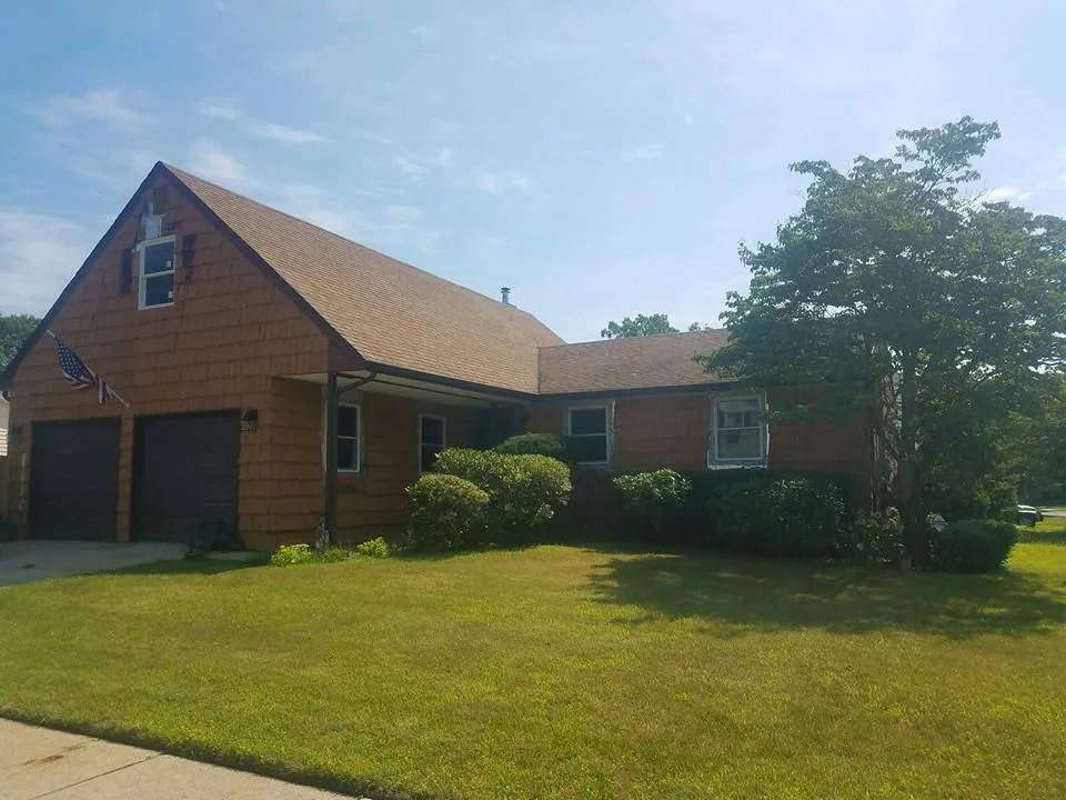 Slide of Right Angle Roofing & Siding