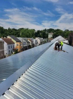 Right Call Home Remodeling Logo