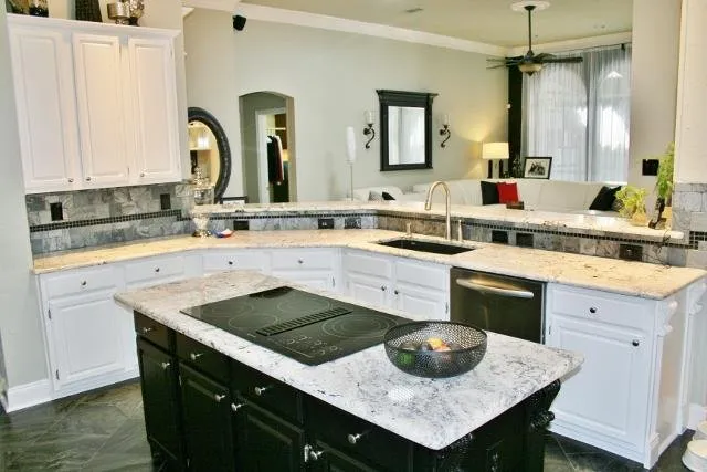 Slide of Right Choice Painting & Construction