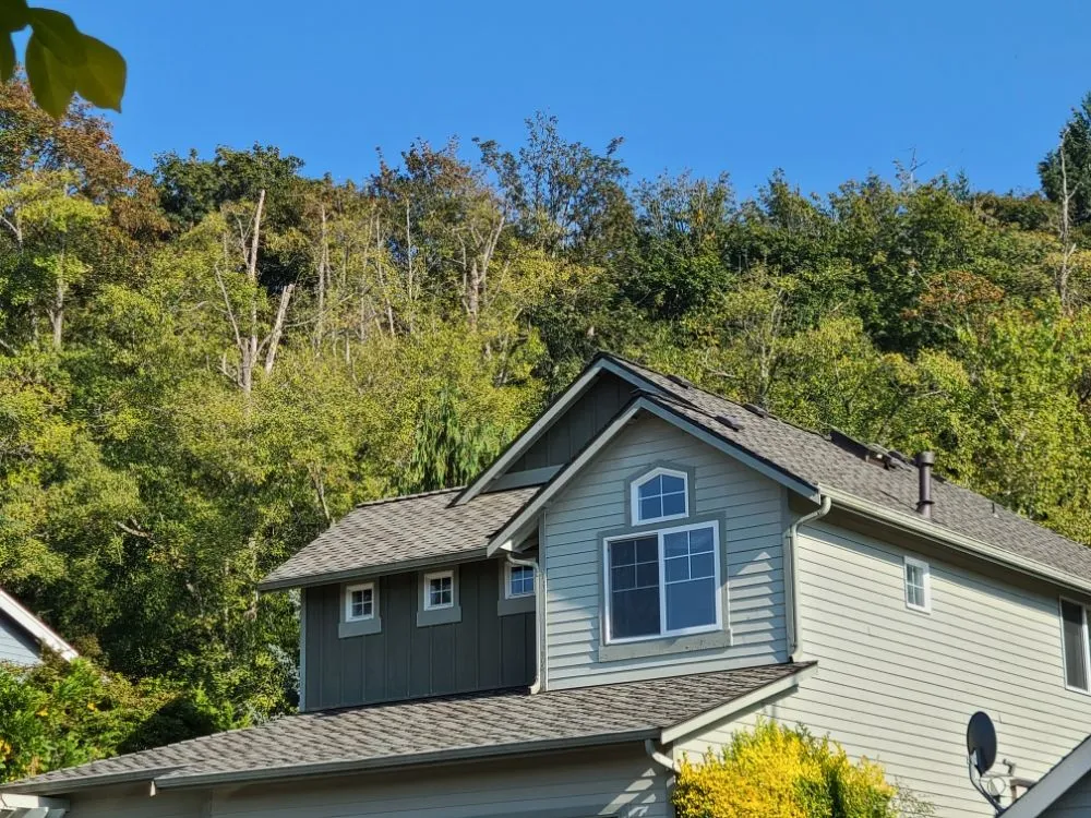 Slide of Right Choice Roofing