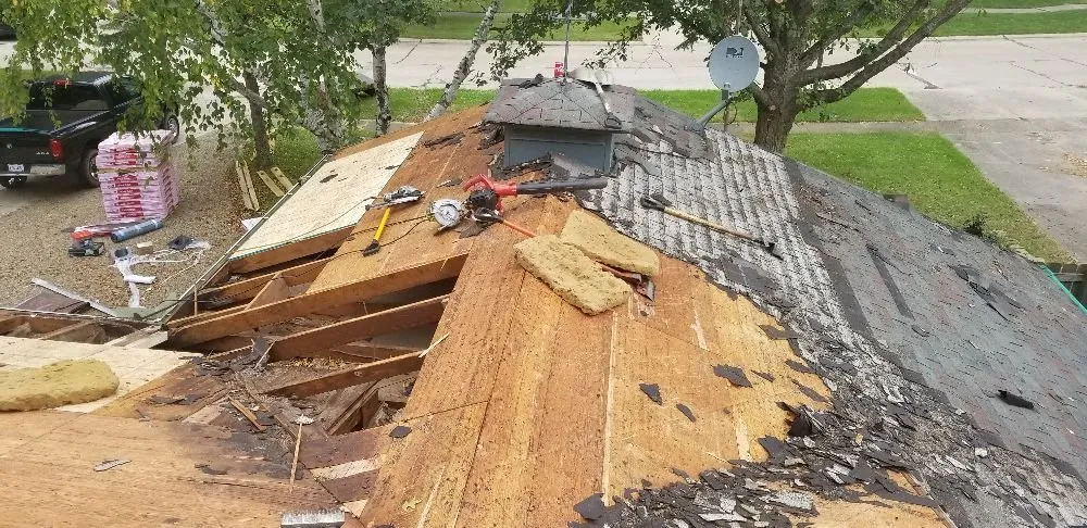 Slide of Right Guys Roofing