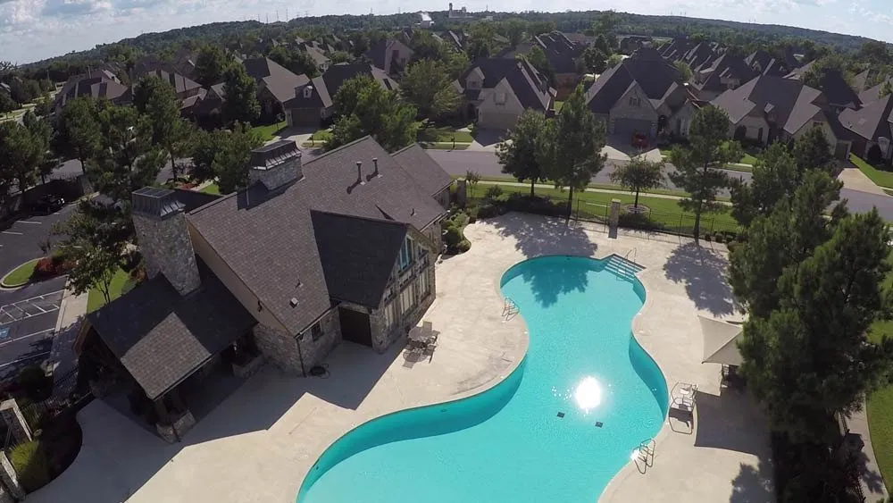 Slide of Right Now Roofing & Solar