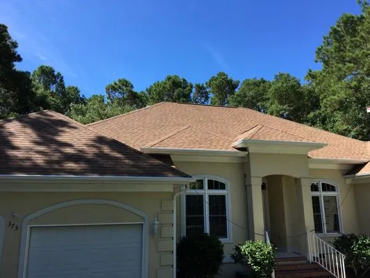 Right On Top Roofing Logo