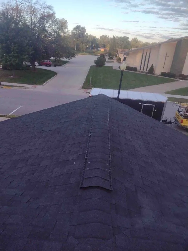 Emergency roof replacement in New London, MO by Right Rate Roofing