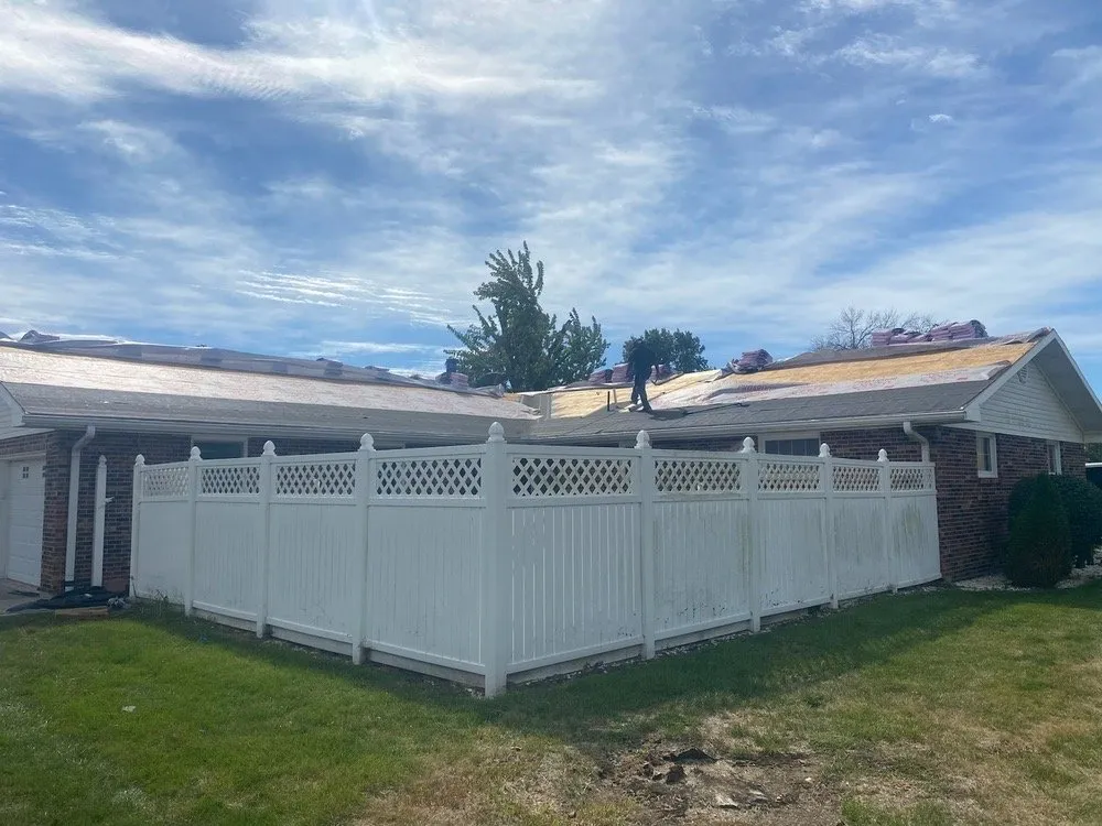 Emergency residential roofing service in New London, MO - Right Rate Roofing