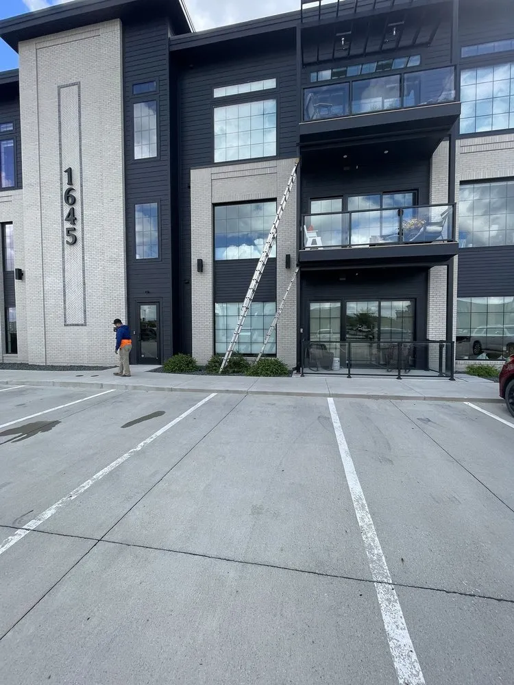 Slide of Right Roofing & Siding