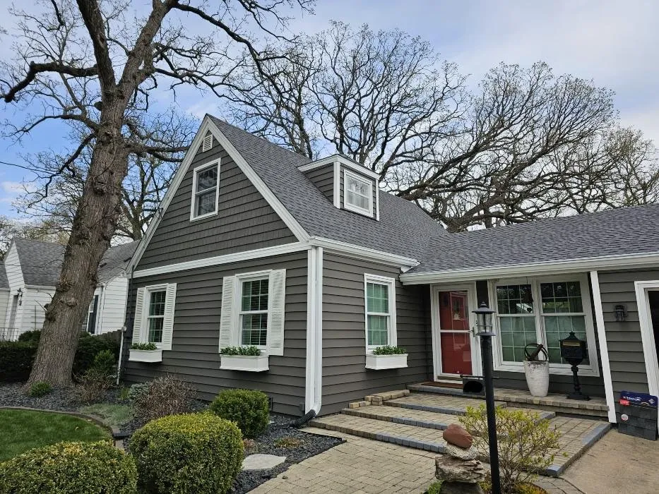 Slide of Right Roofing & Siding