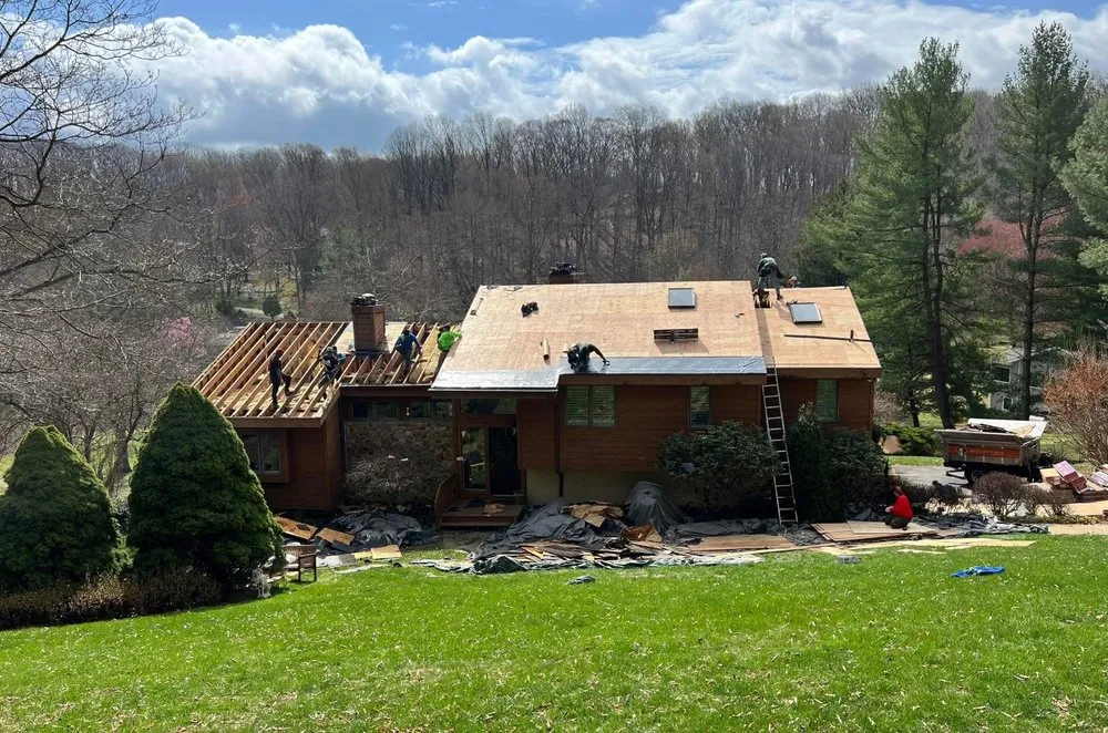 Reliable roof installation for homes in Woodbridge Township, NJ by Right Service 08 Roof Repair and Replacement