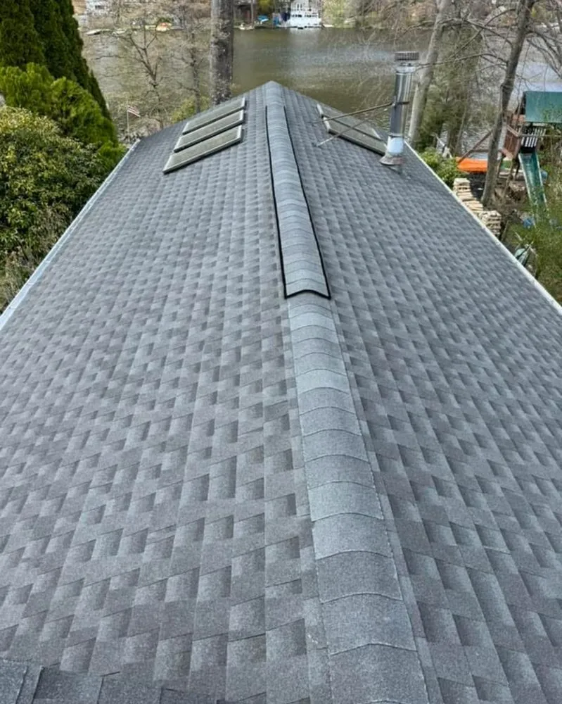 Local roof repair experts serving Woodbridge Township, NJ - Right Service 08 Roof Repair and Replacement