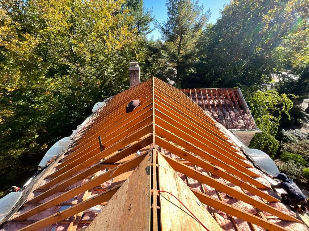 Slide of Right Service Roofing and Chimney