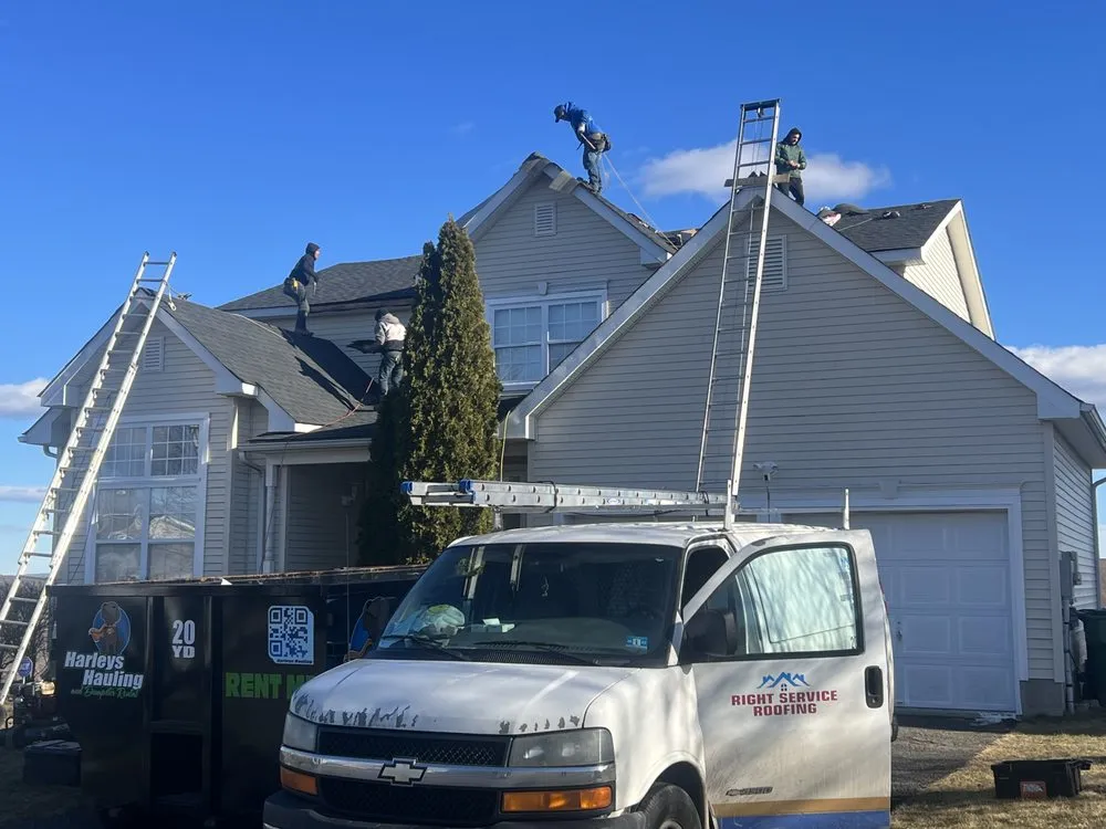 Slide of Right Service Roofing and Chimney