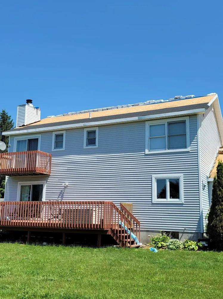 Slide of Right Side Roofing & Renovations