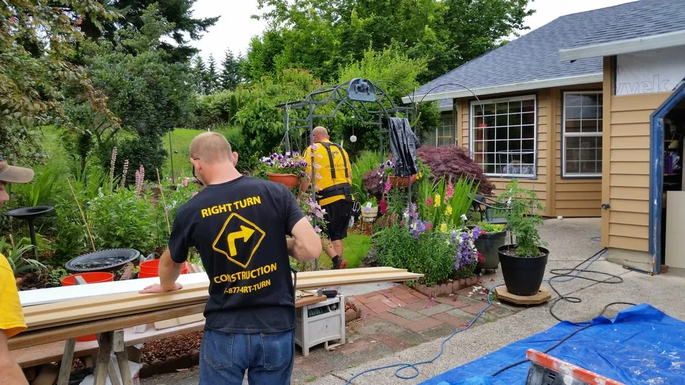 Slide of Right Turn Construction