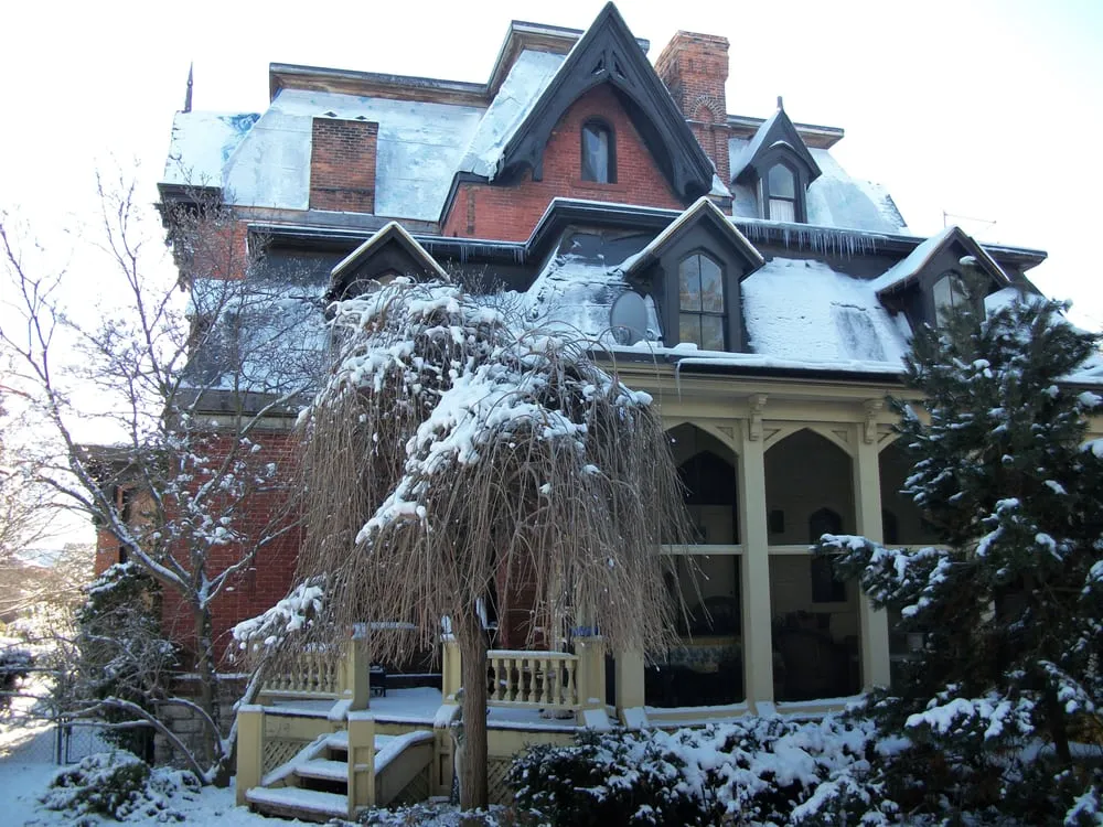 Slide of Right Way Home Services