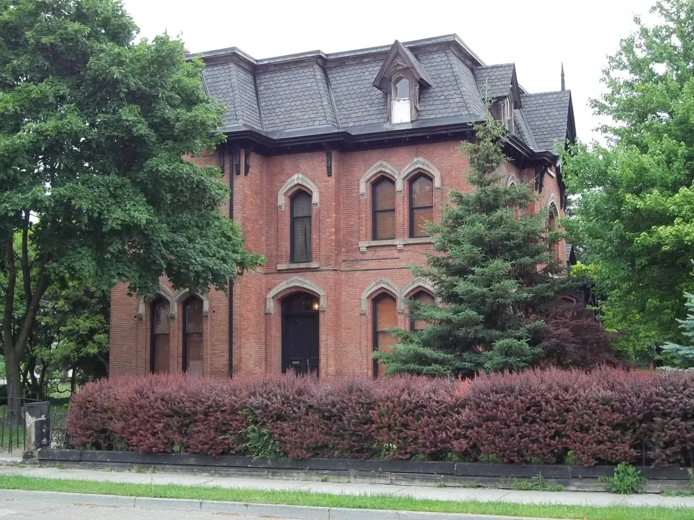 Slide of Right Way Home Services