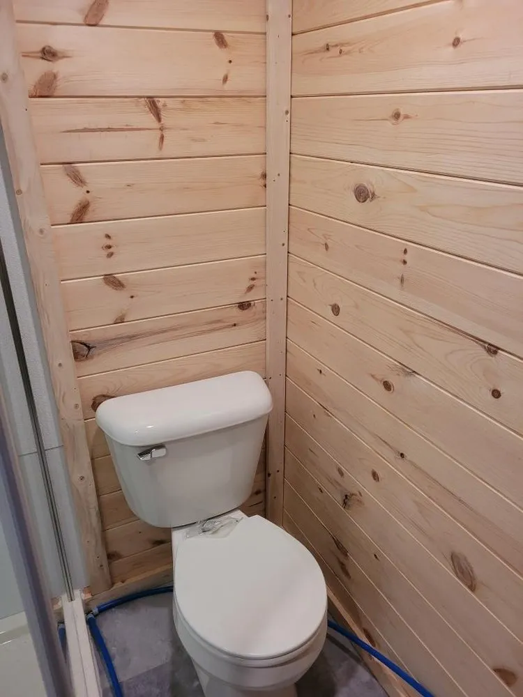 Slide of Right Way Roofing