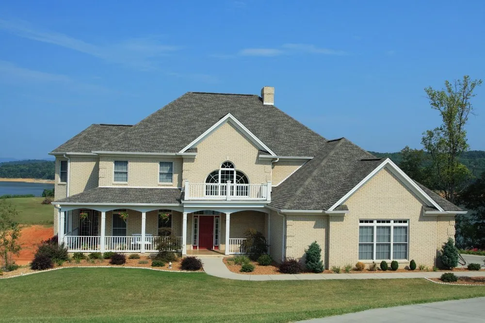 Local roof replacement in Mc Minnville, TN by Rigsby Roofing